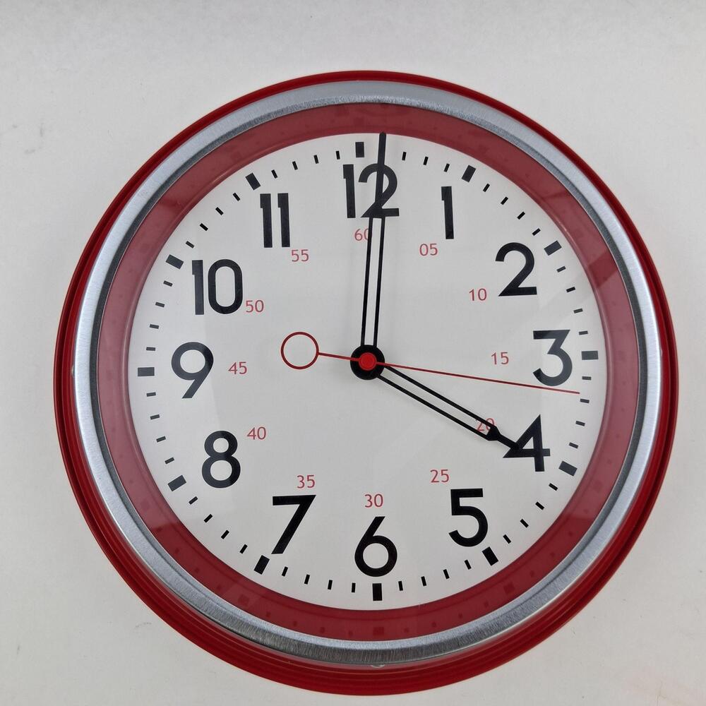 Infiniti Group International Red Retro Round Wall Clock Analog Quartz Battery